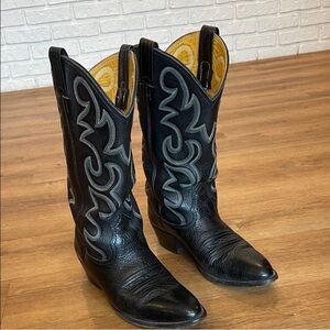 Women’s Nocona Cowboy Boots — Size 6C
